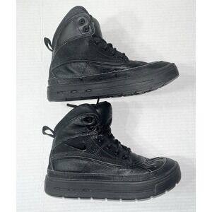 Nike Woodside 2 ACG Boots Boys 5Y Triple Black 524872-004 Winter‎ Duck Boots